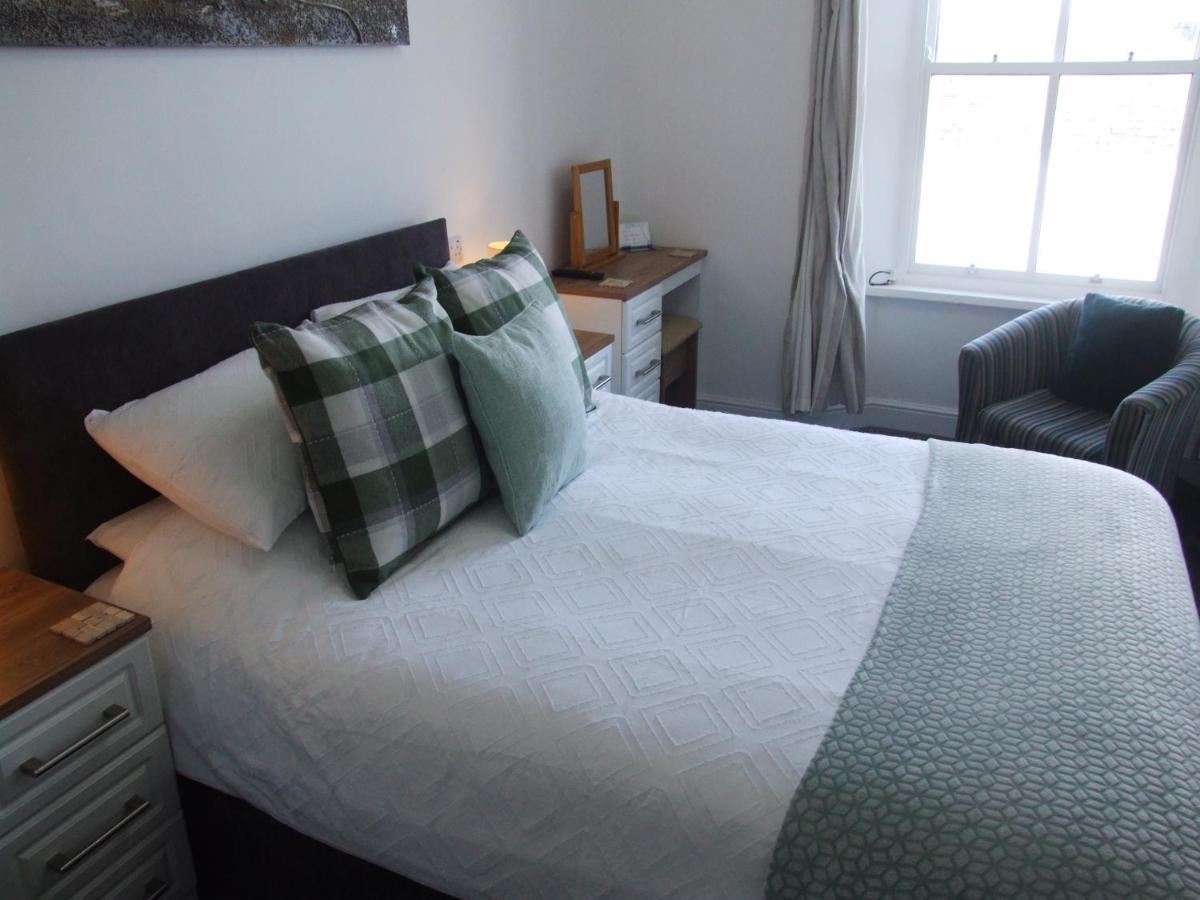 Coach Guest House Tenby Eksteriør bilde